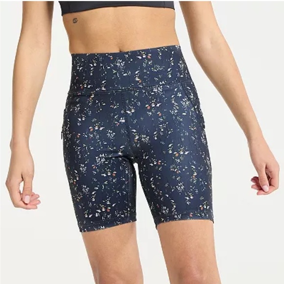 Woman’s FLX Ascent Bike Shorts - Picture 2 of 10